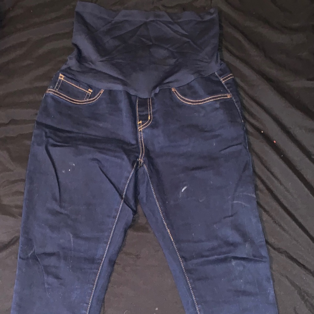 Maternity blue jeans